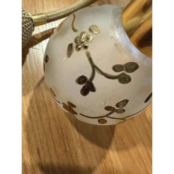 French Perfume Bottle Frosted Glass Atomizer Fringe Paris Vanity Decor Vintage - Picture 3 of 7